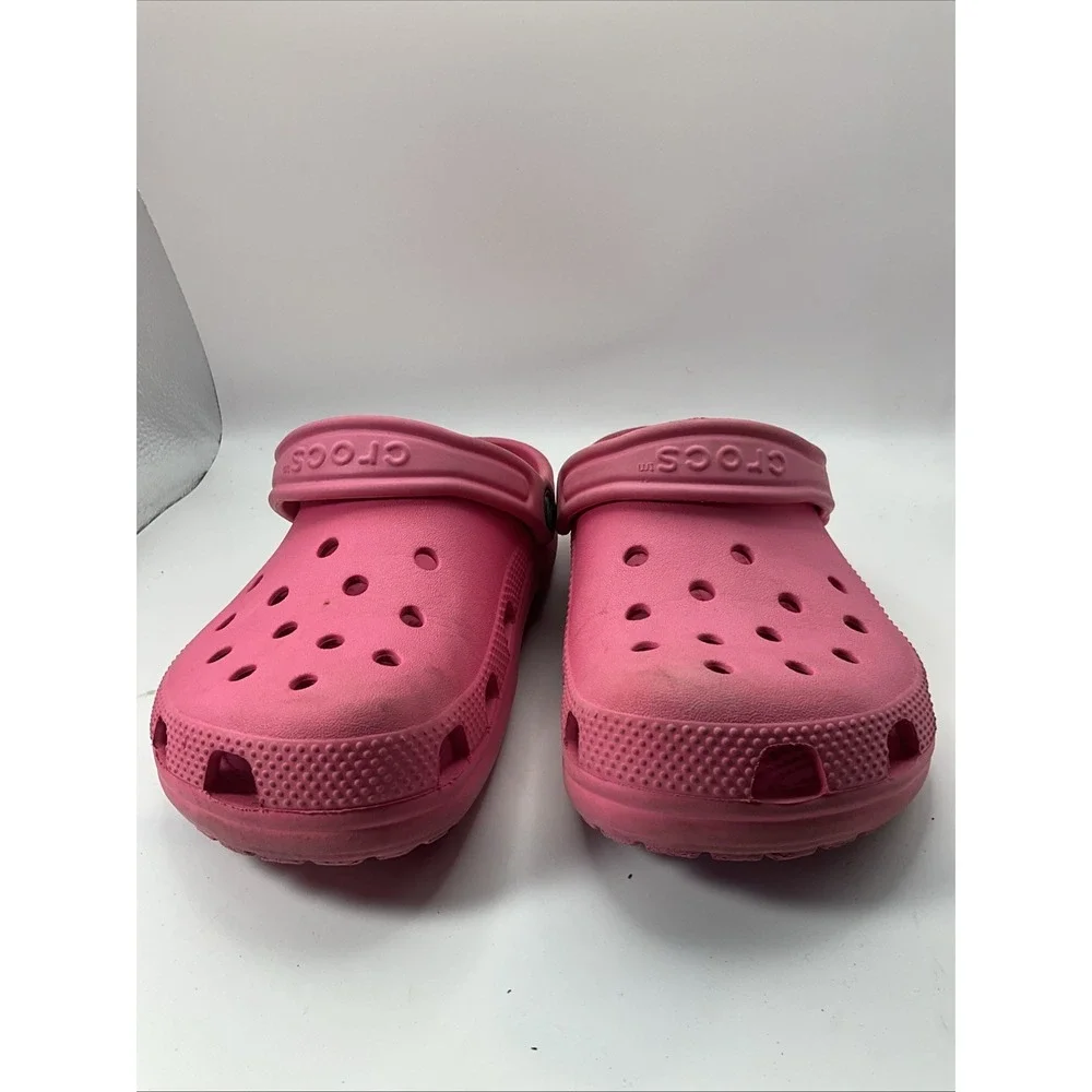 crocs kids size j3 Pink